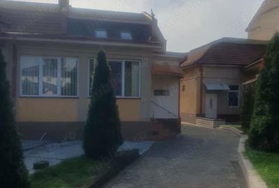 Vand doua case - 3