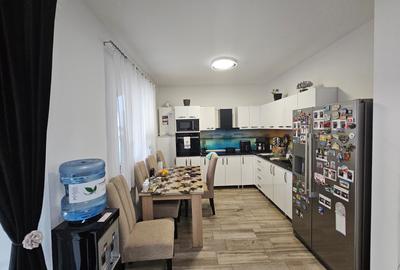 Duplex cu 3 camere cu Canalizare în Urseni - 6