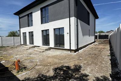 Casă cu 4 camere în Alexandriei - 8