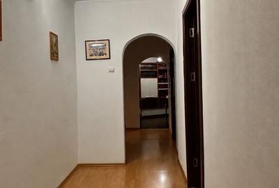 Apartament cu 4 camere decomandat în Central - 7