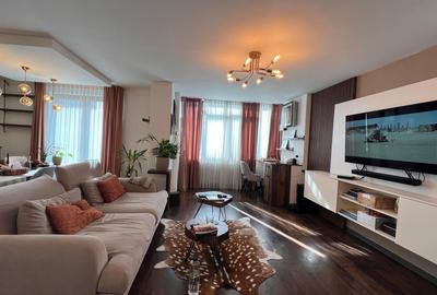 Apartament cu 2 camere decomandat, mobilat în P-ța Romană