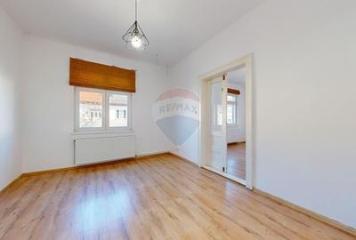 Inchiriere imobil Brasov, zona centrala, strada Aurel Vlaicu, curte - 17