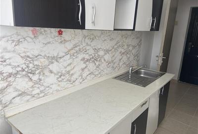 Garsonieră decomandată, mobilată în Sud - 7