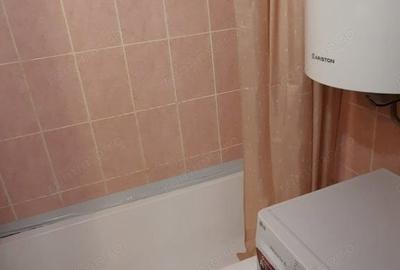 Apartament cu 2 camere decomandat în Moșilor