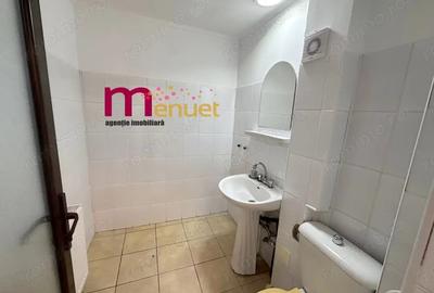 Spațiu comercial, de 50 mp, în Central - 3