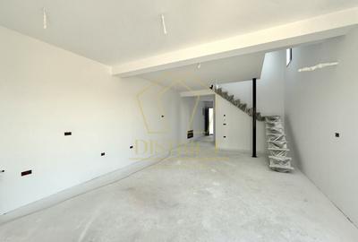 Duplex cu 4 camere cu Canalizare în Covaci - 3