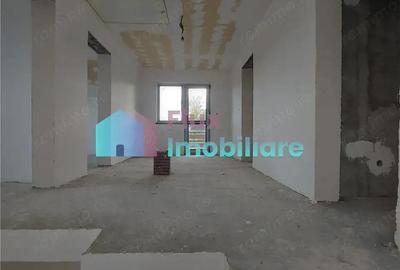 Casa cu 8450 mp teren in Solca Casa cu 8450 mp teren in Solca - 4