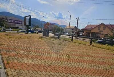 Spațiu comercial, de 40 mp, în 1 Mai - 1
