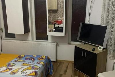 Garsonieră decomandată în Central - 1