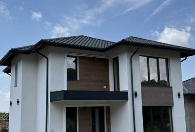 Casă cu 4 camere în Bârnova - 1