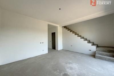 Triplex cu 4 camere, 115 mp, 3 bai - Zona Sacalaz - 2