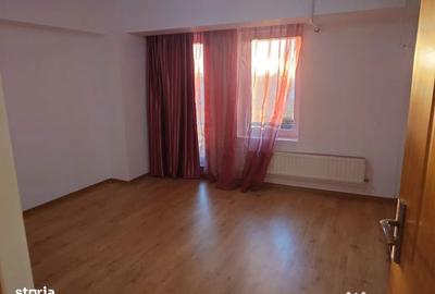 Apartament cu 4 camere decomandat, mobilat în Libertății - 2