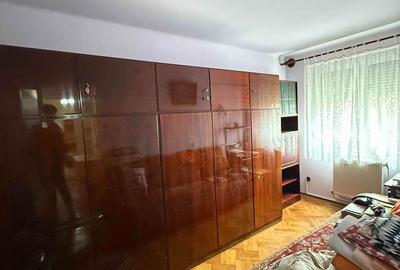 Apartament cu 3 camere, mobilat în Central - 3