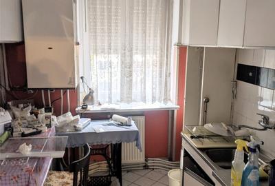 Apartament cu 4 camere decomandat în Central - 3