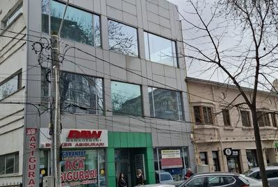 Spațiu comercial, de 17 mp, în Central - 2
