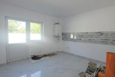 Casă cu 4 camere în Vârteju - 11