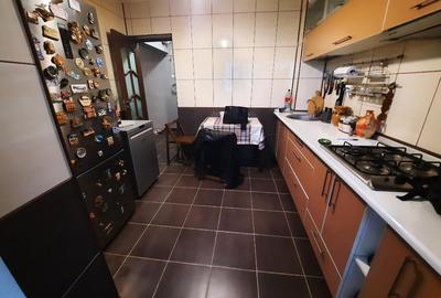Apartament cu 2 camere decomandat, mobilat în Tineretului - 13