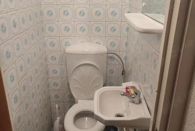 Drumul Taberei-Parcul Moghioros camera bloc fara proprietar pt.o pers.700 de lei lunar Drumul Taberei-Parcul Moghioros camera bloc fara proprietar pt.o pers.700 de lei lunar - 9