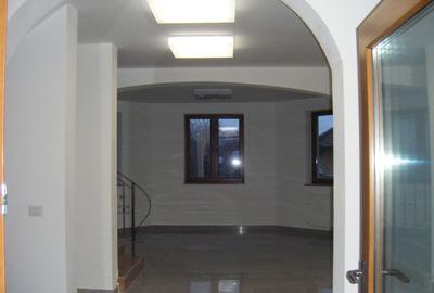 Casă cu 5 camere cu Teren 1000 Mp în Subcetate - 5