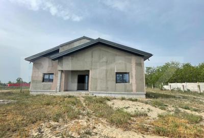 Casa parter + pod, zona ?coala Malu Mare (sat), teren 2400 - 4