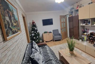 Apartament cu 2 camere semidecomandat în Central - 1