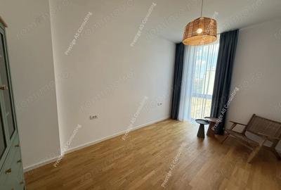 Apartament cu 3 camere semidecomandat, mobilat în Central - 3