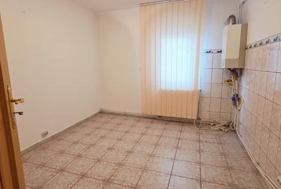 Miorita PTTR 2 camere decomandat spatios Miorita PTTR 2 camere decomandat spatios - 6