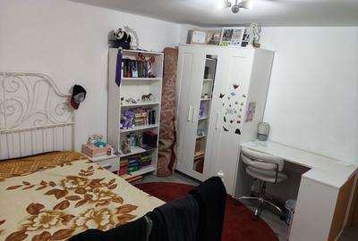 Casă cu 4 camere în Central - 4