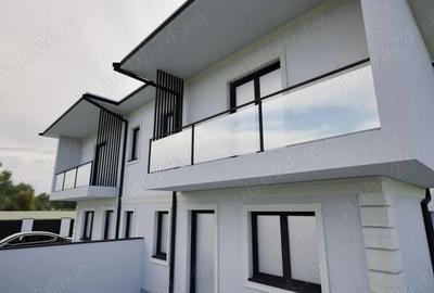 Duplex cu 4 camere cu Canalizare în Moșnița Nouă - 1