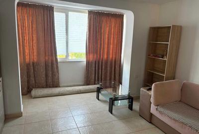 Apartament cu 3 camere decomandat în Central - 4
