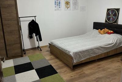 Casă cu 4 camere în 1 Mai - 2