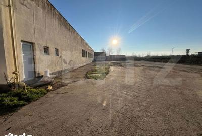 Spațiu comercial, de 800 mp, în Industrială - 3