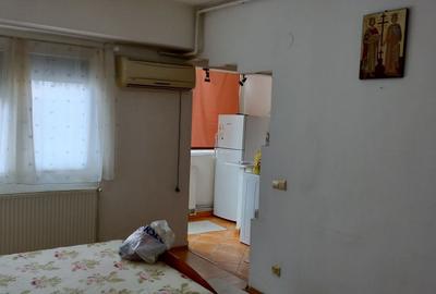 Garsonieră semidecomandată în Lacu