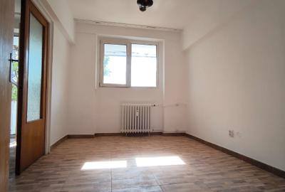 Apartament cu 3 camere decomandat în Drumul Taberei - 5