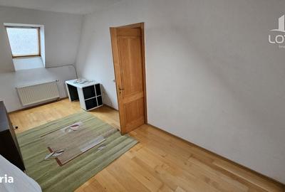 Casă cu 4 camere în Tudor