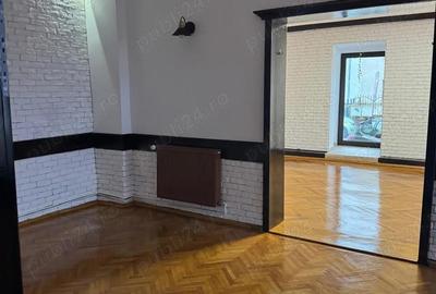 Inchiriez spatiu comercial pretabil pentru servicii, birouri Pitesti - 1
