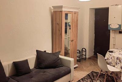 Apartament cu 3 camere decomandat în Central - 8