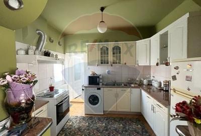 Casă  str. Progresului , Sebes, destinatie : uni/multifamiliala - 5