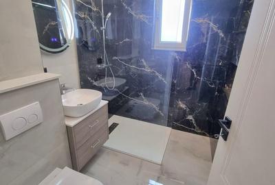 Apartament cu 3 camere în Central - 1