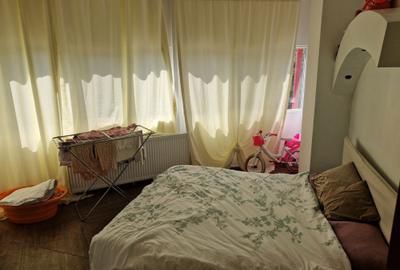 Apartament cu 2 camere decomandat în Rahova - 2