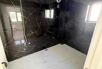 Casă cu 3 camere în Central - 1
