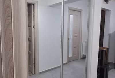 Apartament cu 2 camere decomandat în Tomis Nord - 14