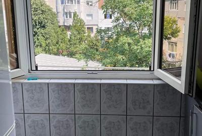 Inchiriere apartament 3 camere, in Galati, Micro 17, mobilat si utilat - 10