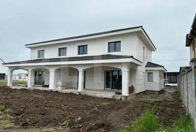 Casă cu 5 camere cu Teren 390 Mp în Central - 6