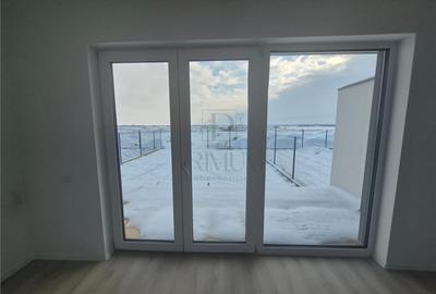 Duplex finalizat - superb - 3 camere - zona exclusivista - panouri solare - fini - 14