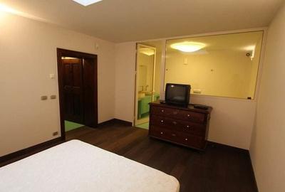 Apartament cu 3 camere de închiriat în zona P-ta Unirii - 6