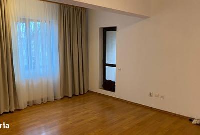 Apartament cu 2 camere semidecomandat în Giurgiului - 3