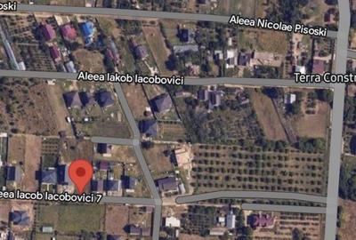 Teren de 1078 mp, în Central