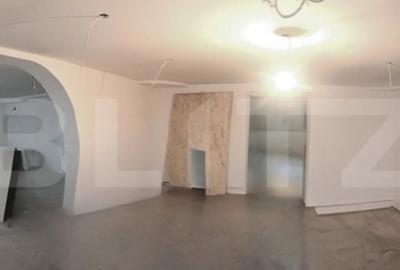 Spațiu comercial, de 65 mp, în Central - 1