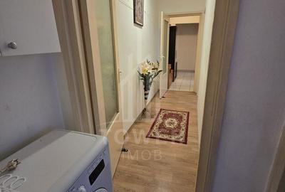 Apartament cu 3 camere decomandat în Central